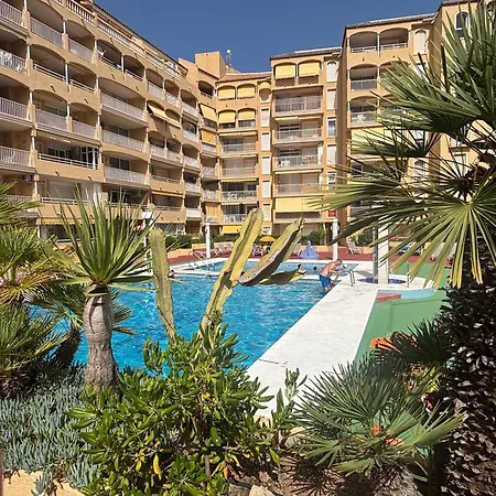 Premium Holiday, 3 Min With Pool Апартаменты